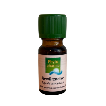Bottle of Phytopharma Gewürznelke on a white background